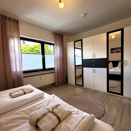 21110 Apartment *